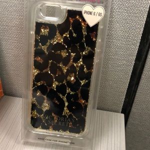 Victoia’s Secret iPhone 6/6S hard case leopard